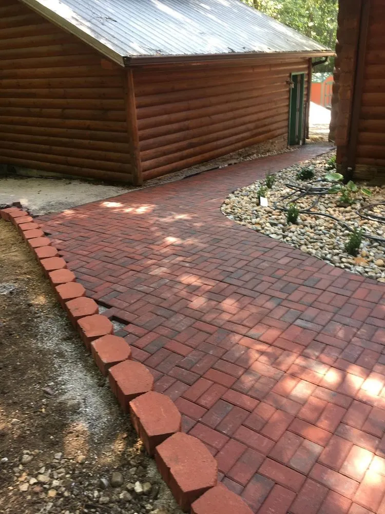 Reliable yard cleanup service with custom design across Cleveland, AL - Epic Landscape