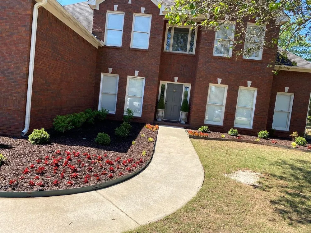 Expert yard cleanup service in Cleveland, AL by Epic Landscape