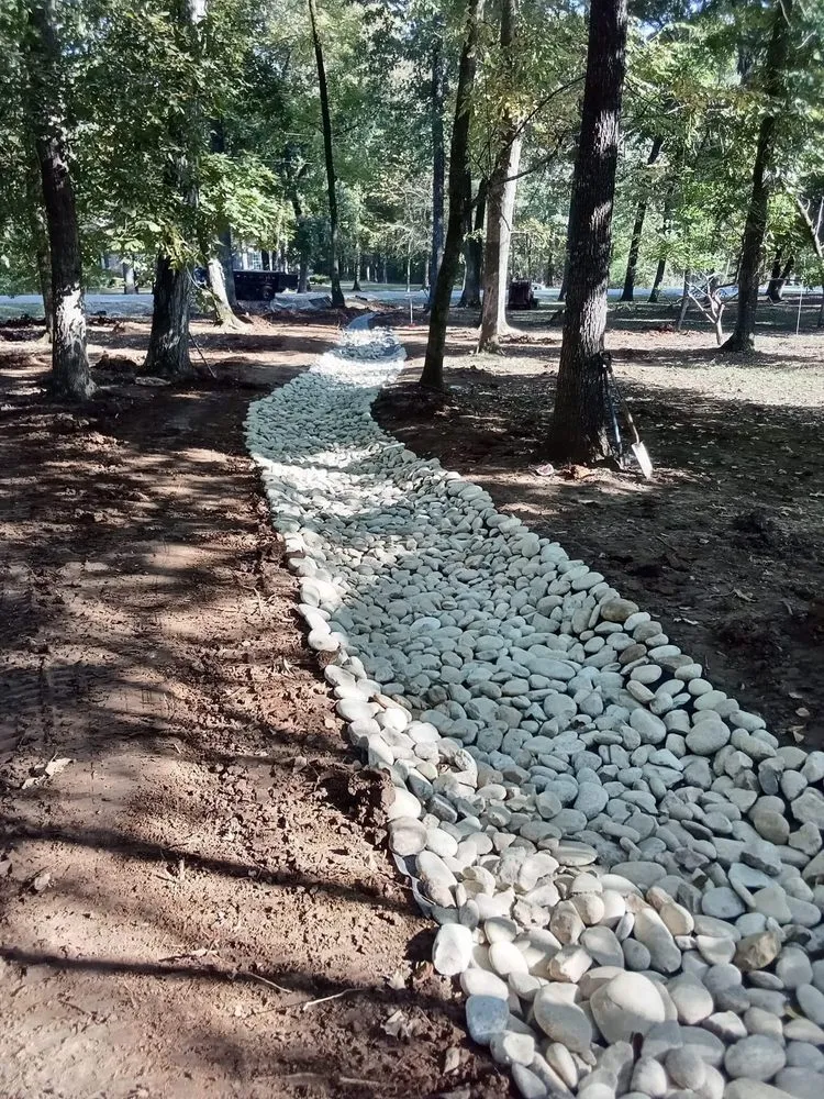 Reliable yard maintenance experts serving Cleveland, AL - Epic Landscape