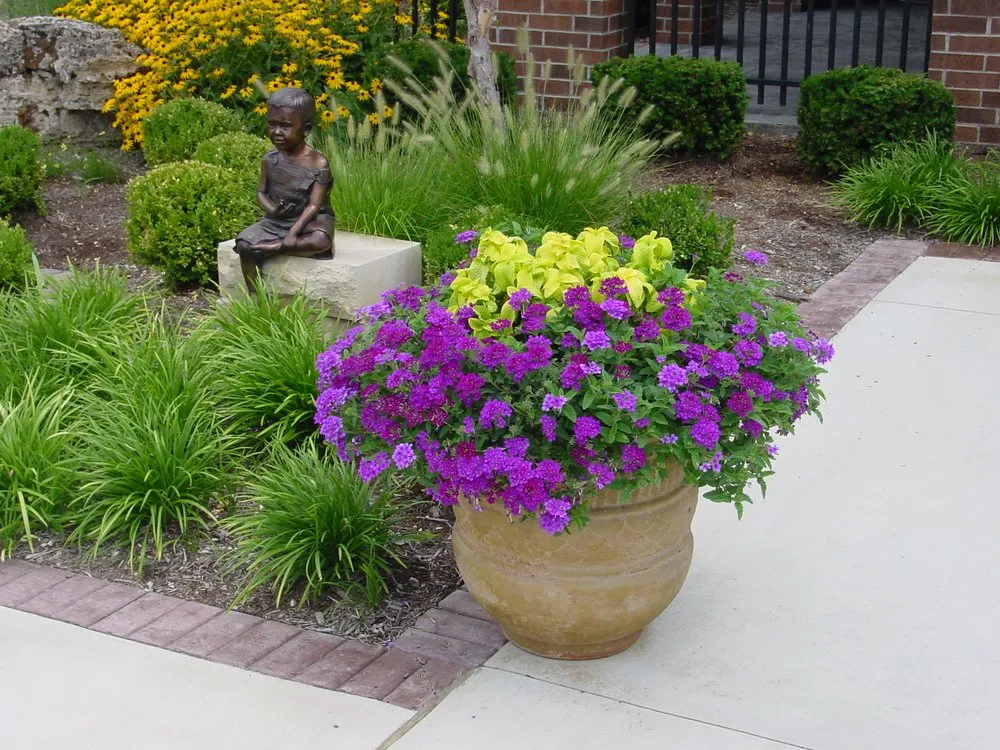 Affordable landscaping services experts serving Gardner, KS - Epic Landscape Productions