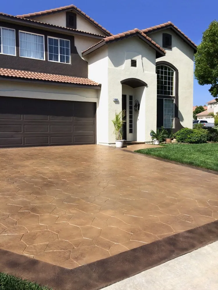 Reliable lawn mowing service in Houston, TX - Epic Landscaping & Design