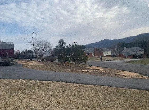 Expert residential landscaping experts serving Roanoke, VA - Epic Tree Service & Lawn Care