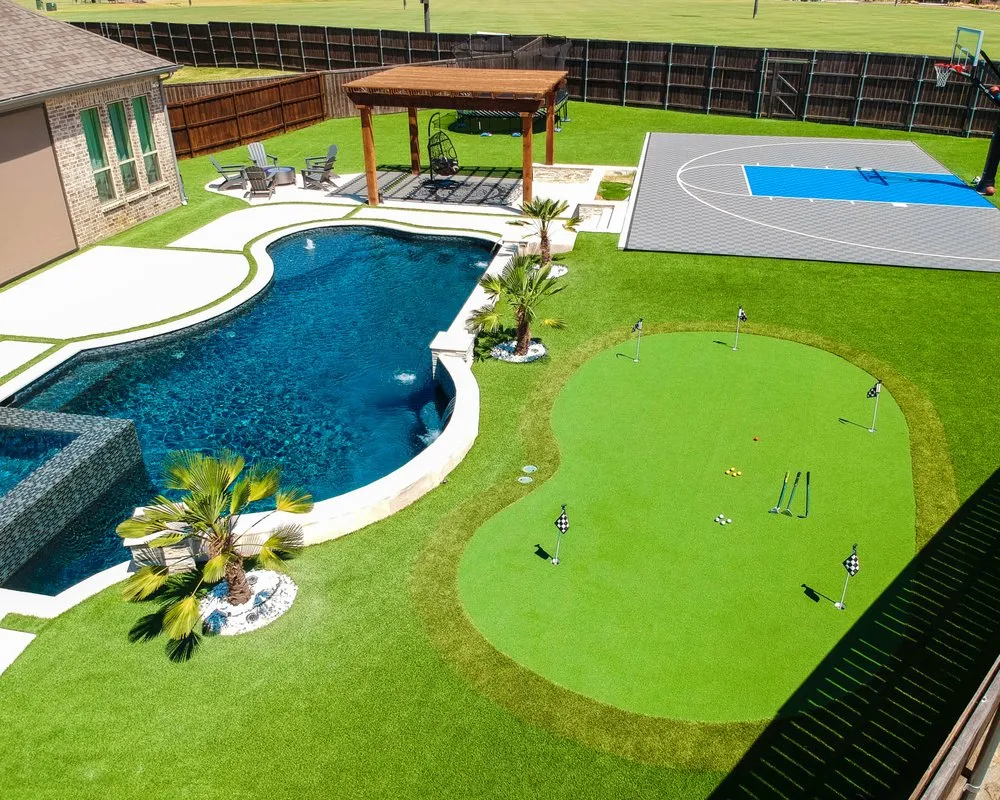 Local yard cleanup service in Dallas, TX - Epic Turf & Landscapes