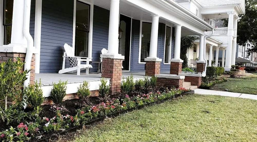 Professional yard cleanup service experts serving Dallas, TX - Epic Turf & Landscapes