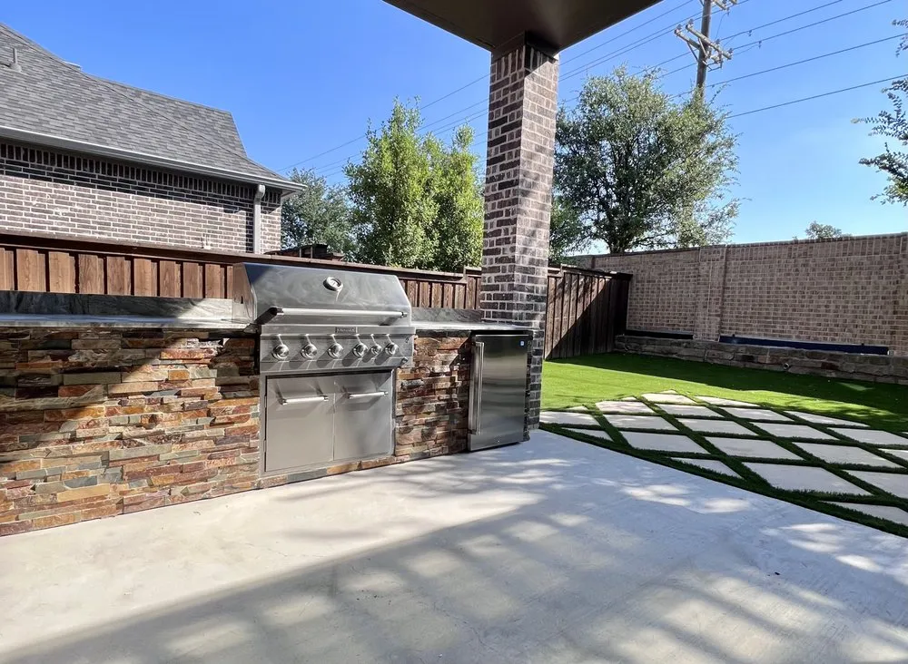 Expert landscape installation for homes in Dallas, TX by Epic Turf & Landscapes