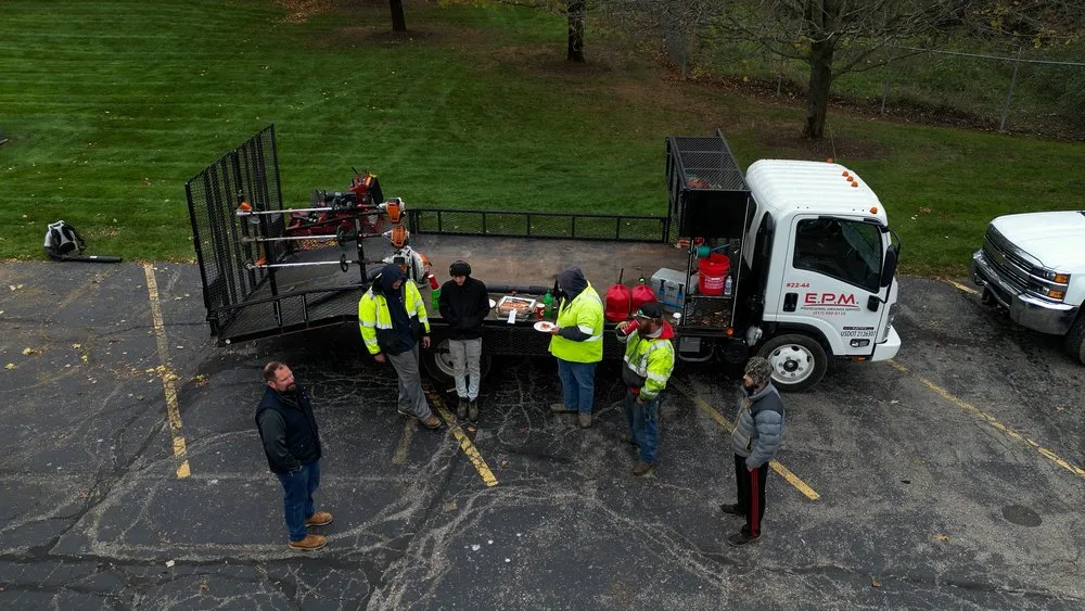 Local yard cleanup service experts serving Jackson, MI - EPM Professional Grounds Services