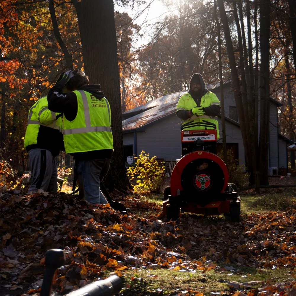 Reliable yard maintenance for year-round maintenance across Jackson, MI - EPM Professional Grounds Services
