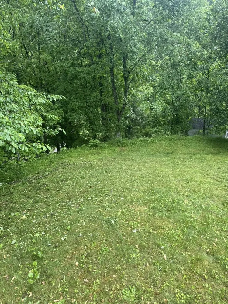Expert landscape installation in Newland, NC - EP’s Mowing