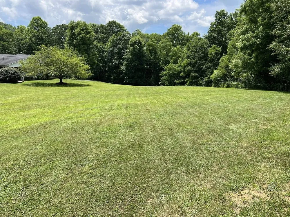Custom landscape installation in Newland, NC by EP’s Mowing