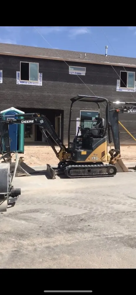 Reliable yard maintenance for outdoor upgrades across Horizon City, TX - EPTX Construction