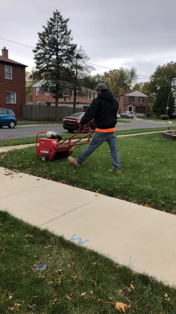 Trusted lawn care service in Chicago, IL - E&R Lawncare & Plantscapes