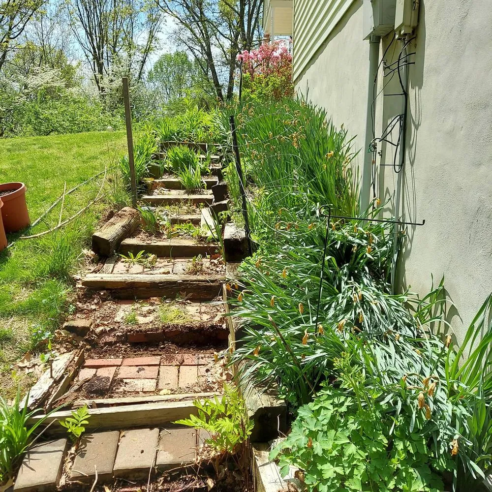 Custom yard maintenance for outdoor upgrades across Annandale, NJ - Ercolano's Landscaping