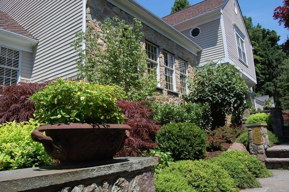 Trusted lawn care service experts serving Annandale, NJ - Ercolano's Landscaping