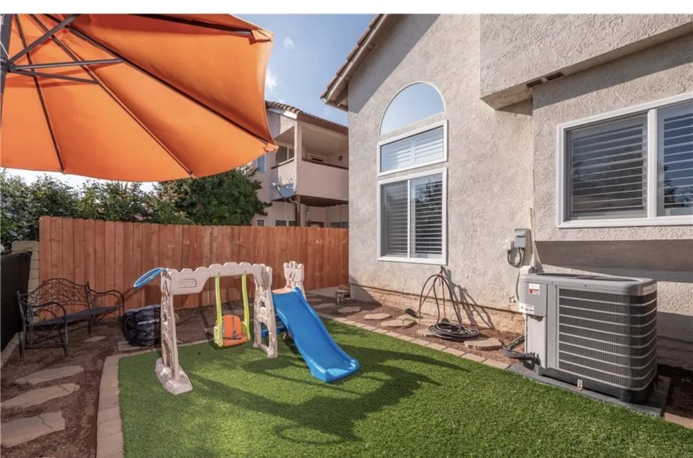 Local yard cleanup service in Apple Valley, CA by Eric O’Brien Landscaping