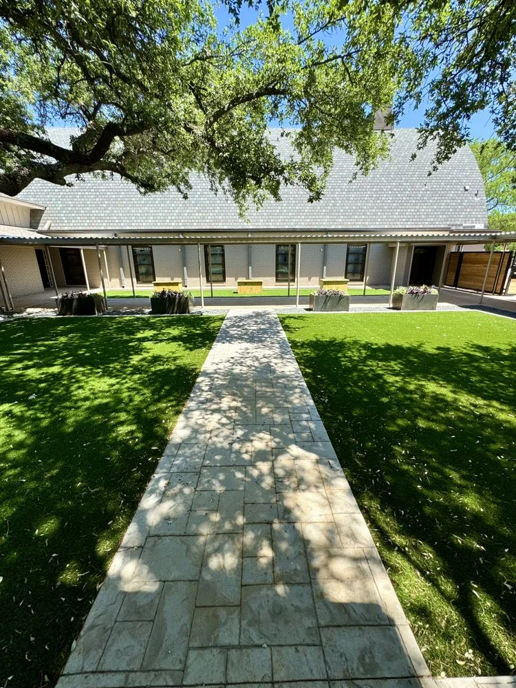 Reliable landscape installation for homes in Abilene, TX by Eric The Great Landscaping