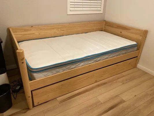 Eric The Mason Handyman Logo