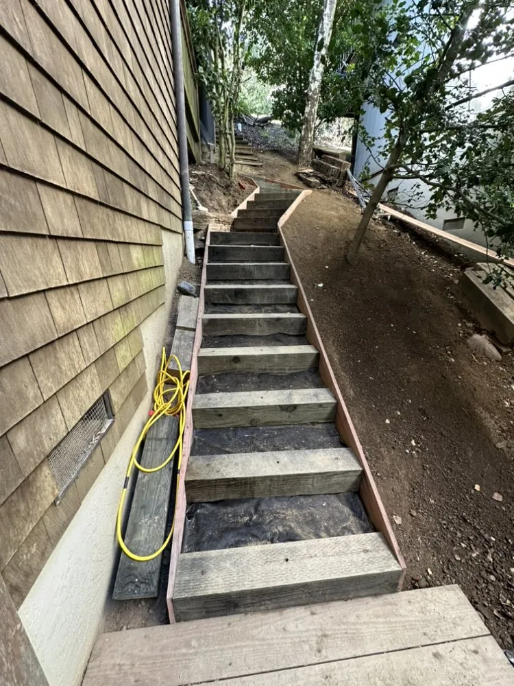 Affordable lawn care service in San Rafael, CA by Erick Landscaping