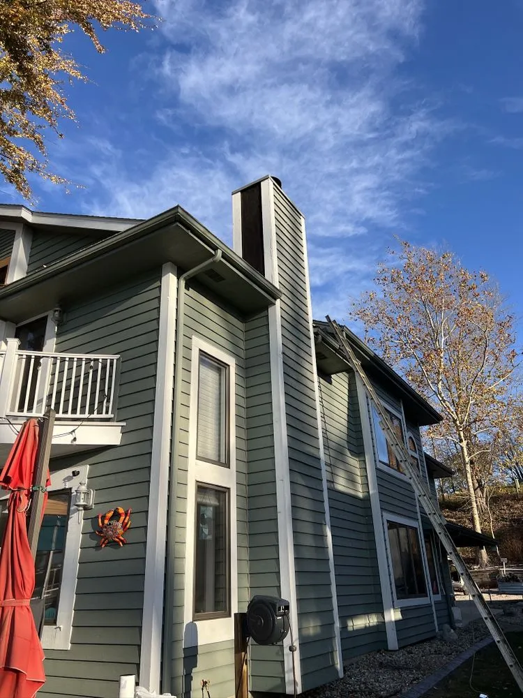 Custom yard cleanup service in Milford, IN - Eric's Home Repair & Landscaping