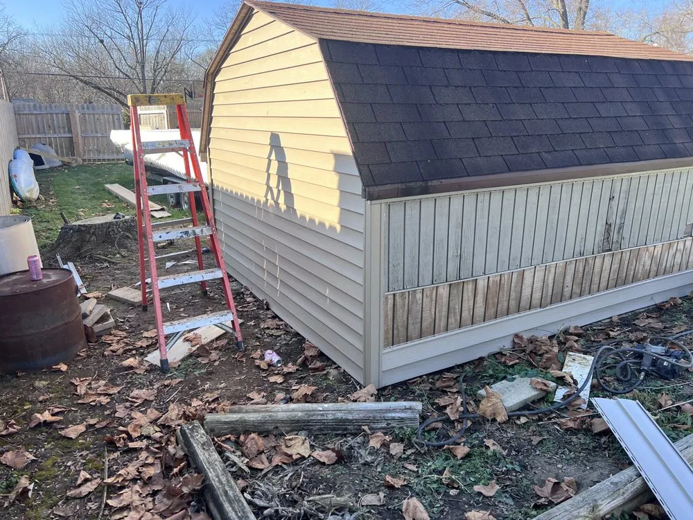 Professional residential landscaping in Milford, IN by Eric's Home Repair & Landscaping