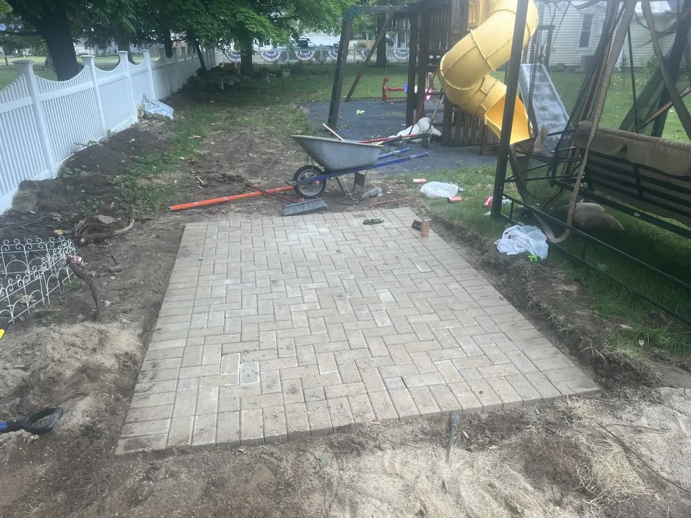 Local landscape design experts serving Milford, IN - Eric's Home Repair And Landscaping