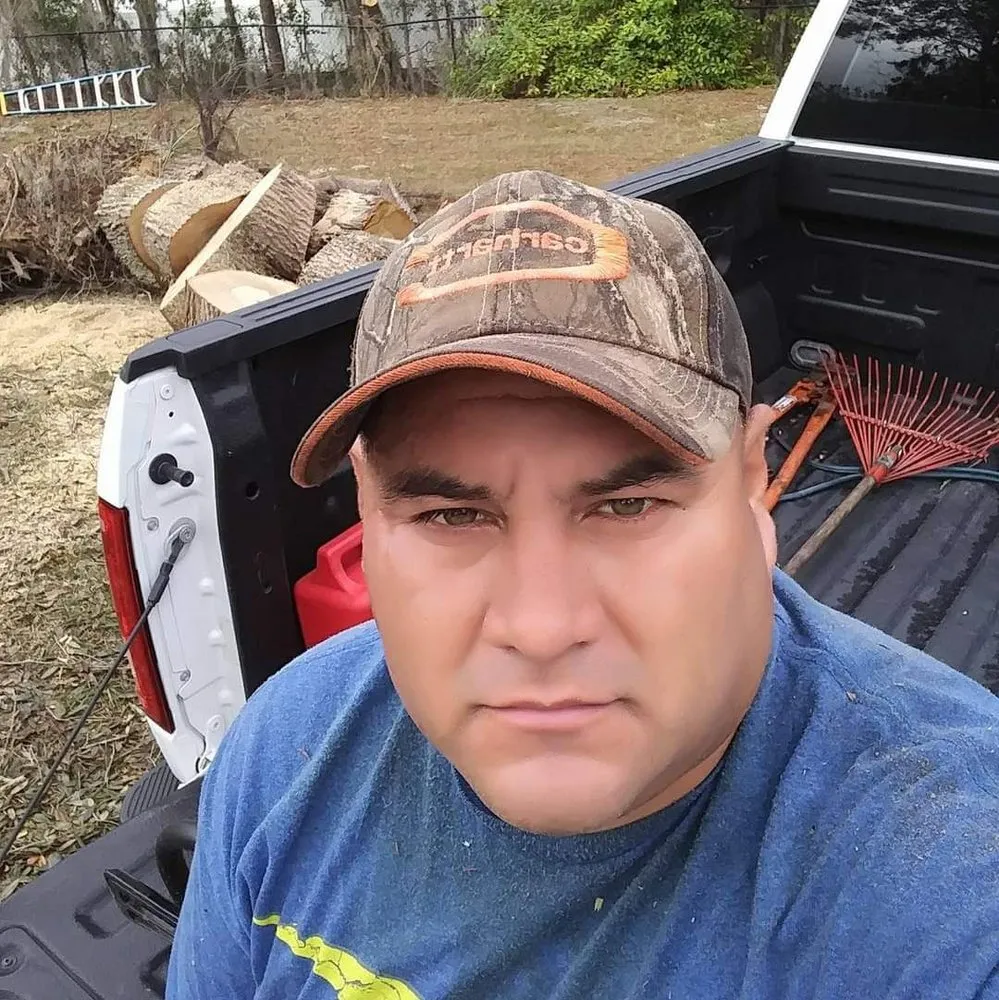 Custom landscape installation for homes across Plant City, FL - Eric's Lawn & Tree Service