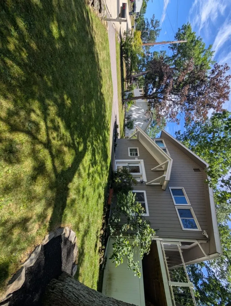 Custom landscape design in Nashua, NH - Eric's Lawn Care Service