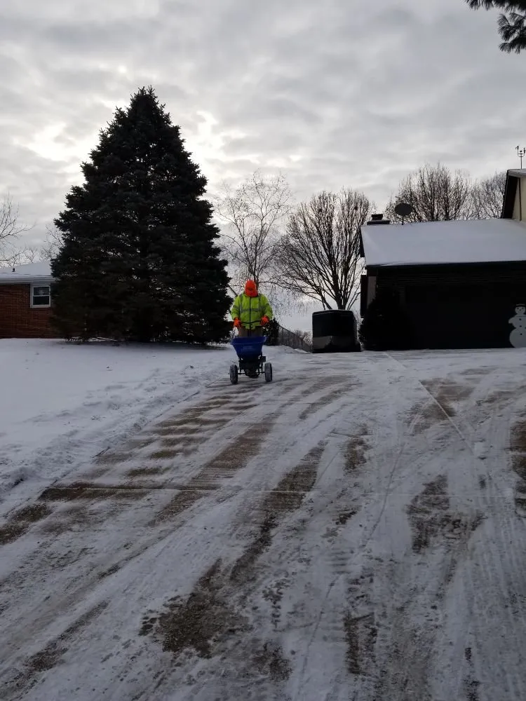 Custom landscape installation in Urbandale, IA - Eric's Mow N Guy