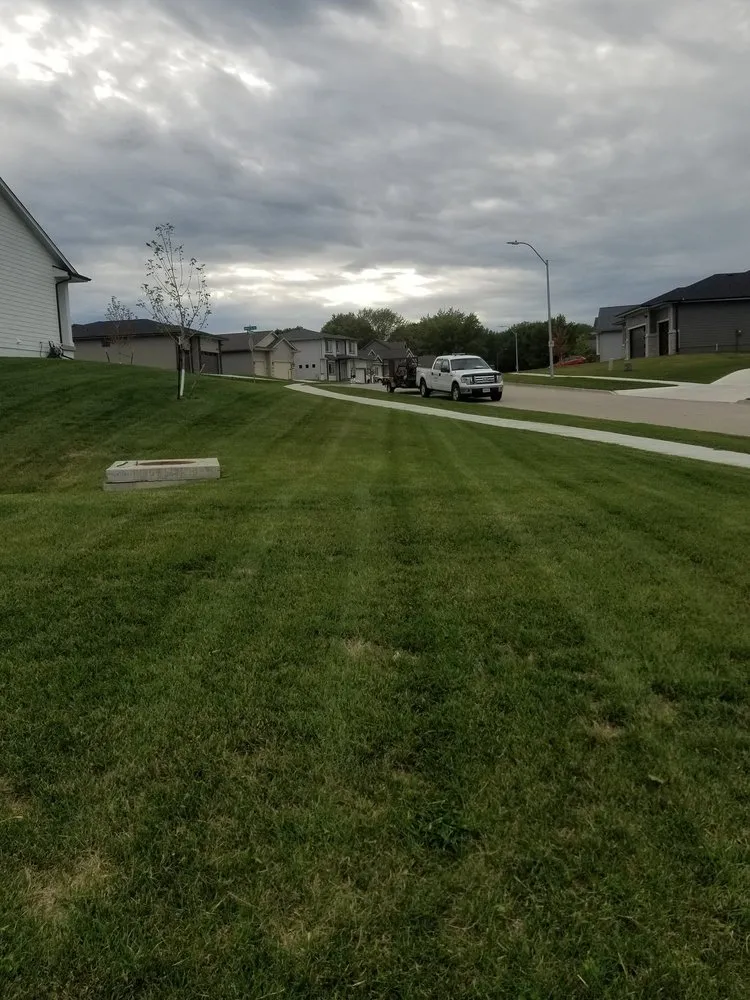 Top-rated residential landscaping in Urbandale, IA - Eric's Mow N Guy