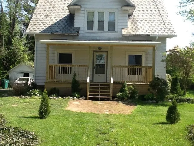 Reliable yard cleanup service experts serving Erie, PA - Erie Outdoor Services