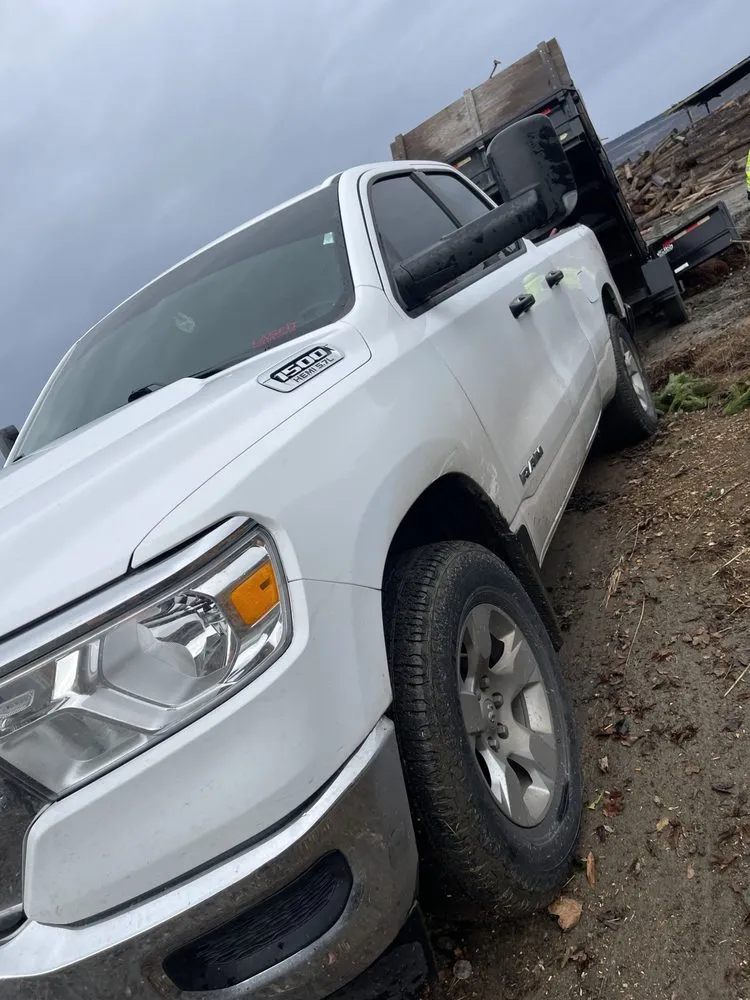 Professional garden landscaping in White City, OR by Eriks Landscape Maintenance