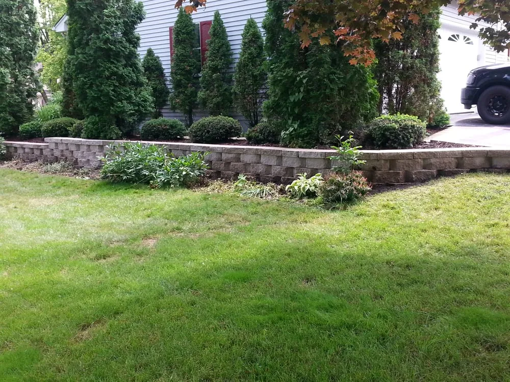 Custom landscaping services for residential properties in Bolingbrook, IL by Erik's Landscaping