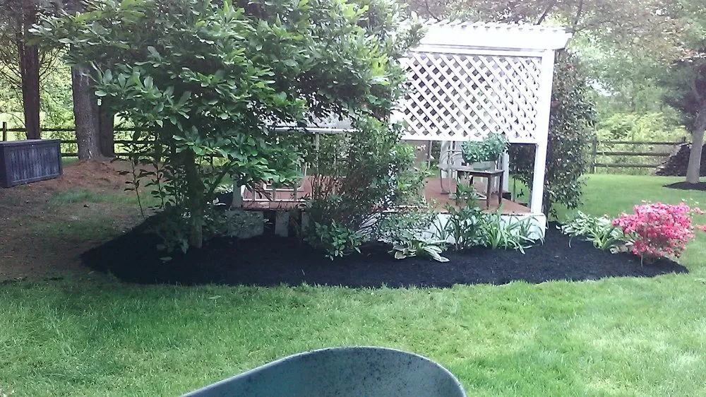 Top-rated landscape installation for year-round maintenance in Dundalk, MD by Eriks lawn care