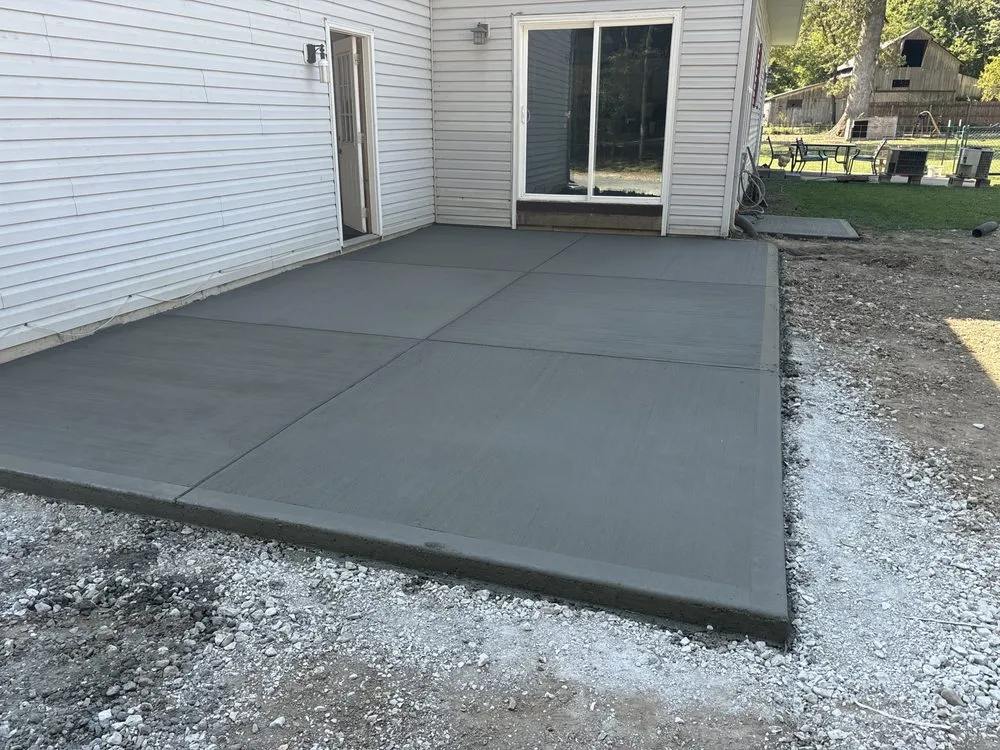 Reliable yard maintenance for year-round maintenance across Greenwood, IN - Erin Go Bragh Landscaping