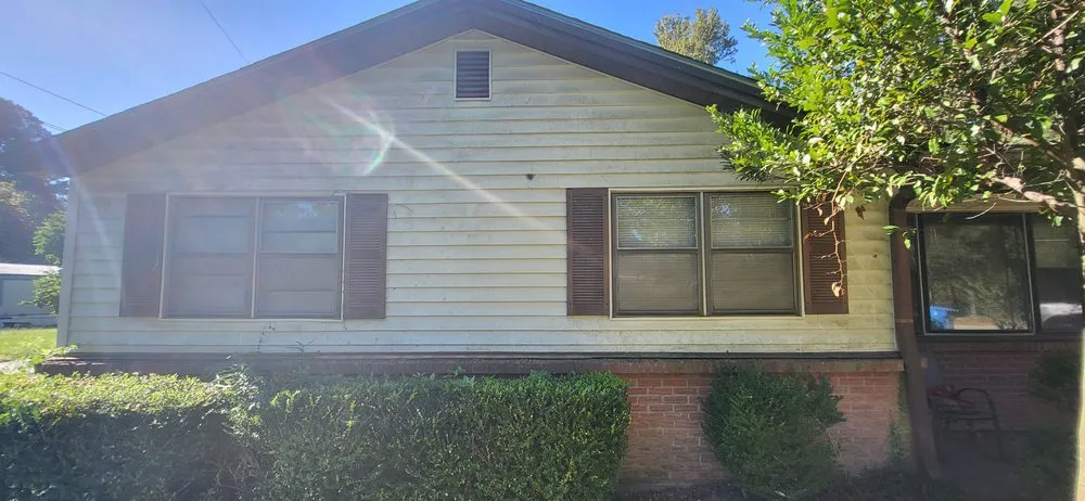 Trusted garden landscaping in Diboll, TX by Ernesto Guzman Handyman Services