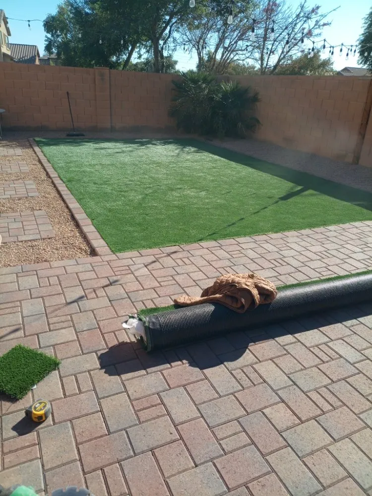 Custom lawn mowing service experts serving Surprise, AZ - Ernesto Landscaping and Construction