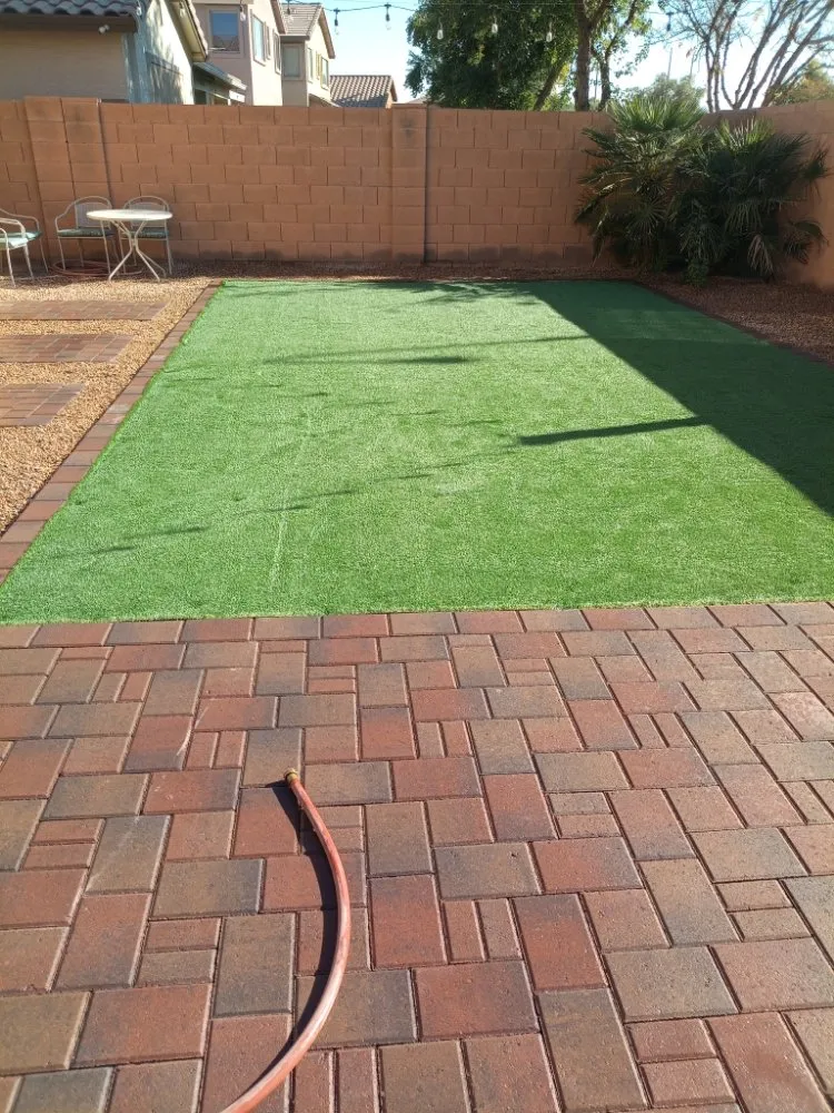 Custom yard cleanup service in Surprise, AZ - Ernesto Landscaping and Construction