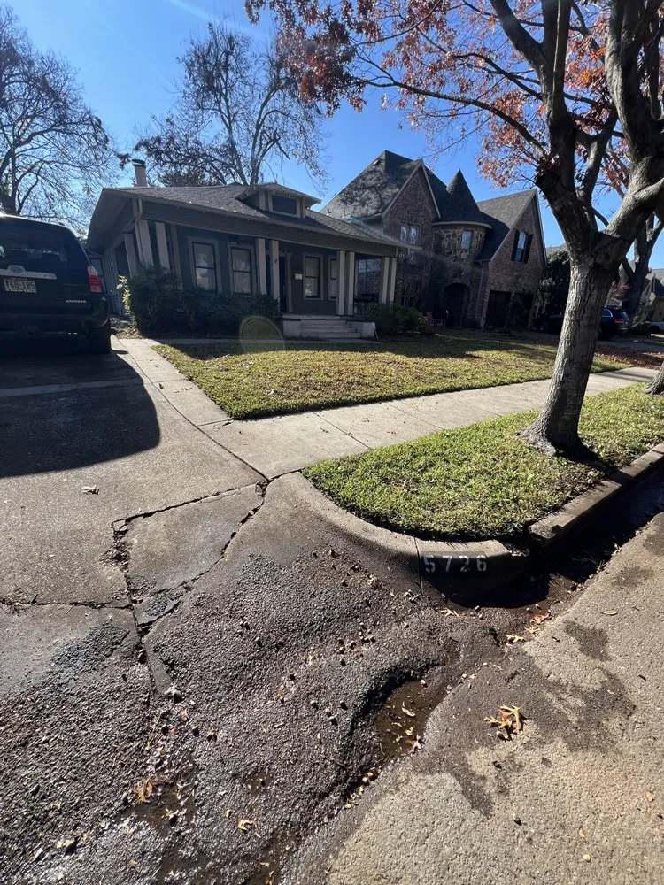 Local lawn care service experts serving Dallas, TX - Ernestos Landscaping And Irrigation