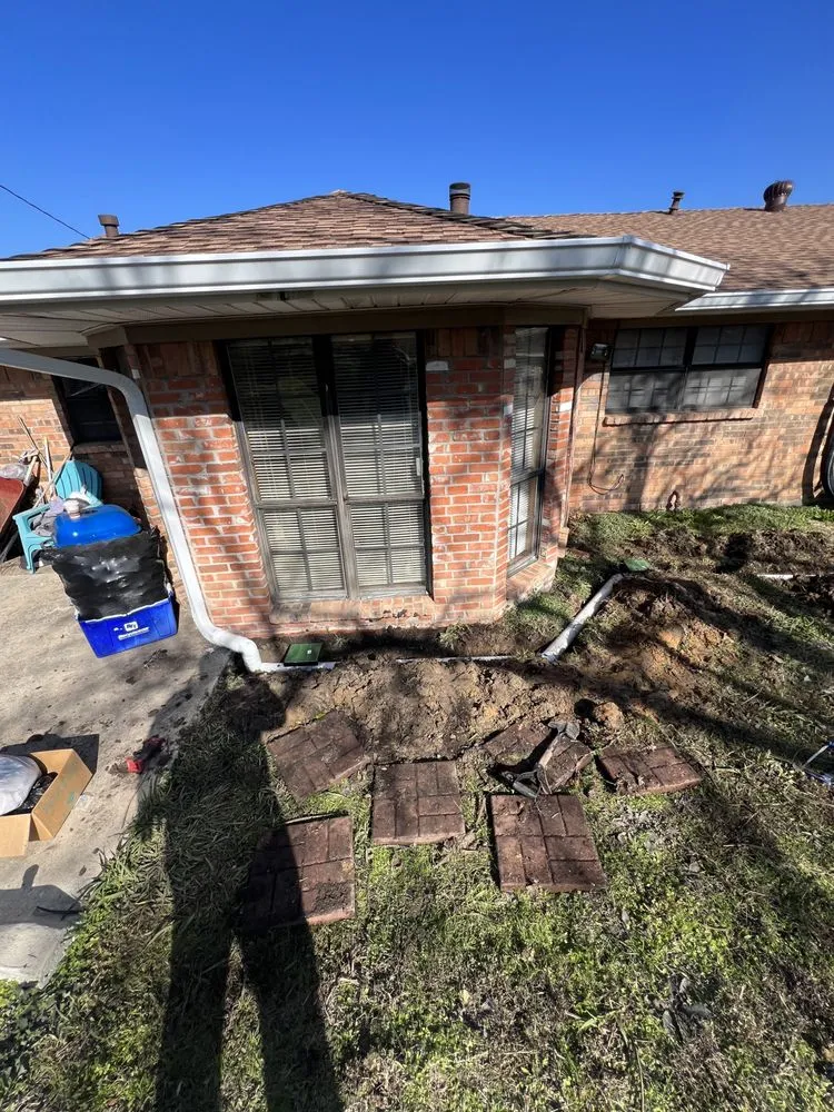 Local yard maintenance experts serving Dallas, TX - Ernestos Landscaping And Irrigation