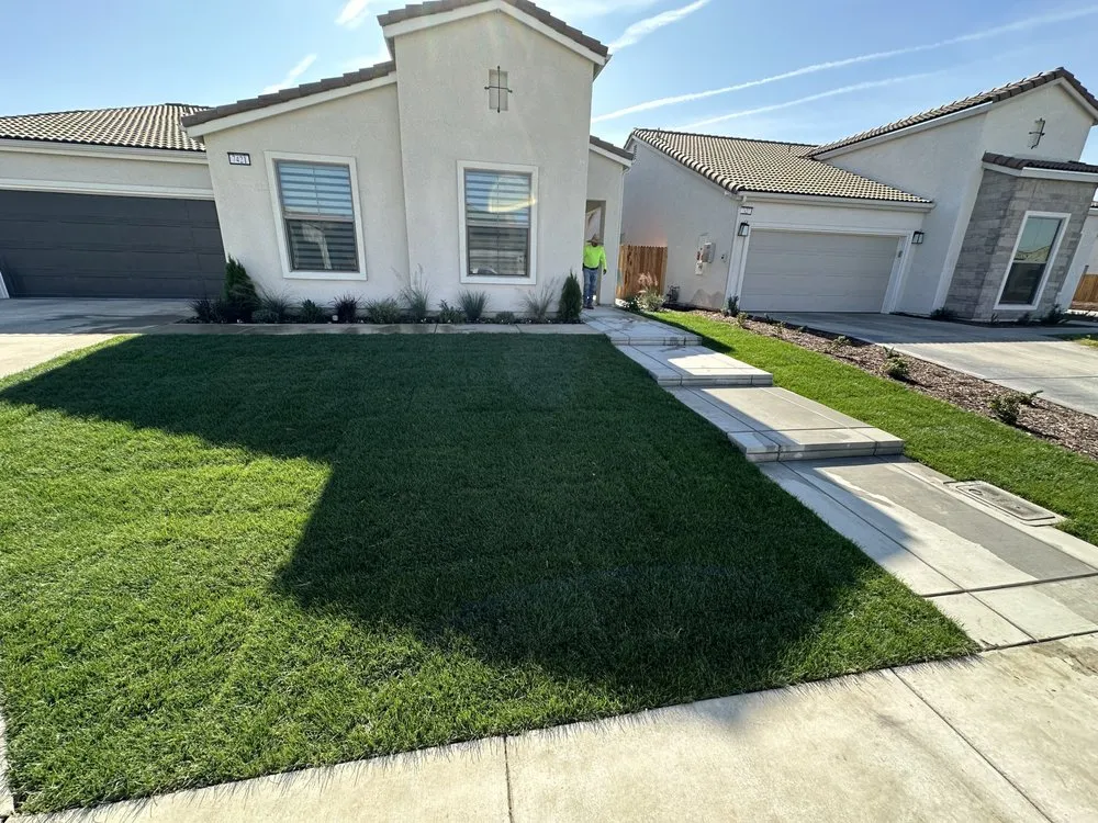 Top-rated lawn care service for residential properties across Bakersfield, CA - Ernesto’s Landscaping Service