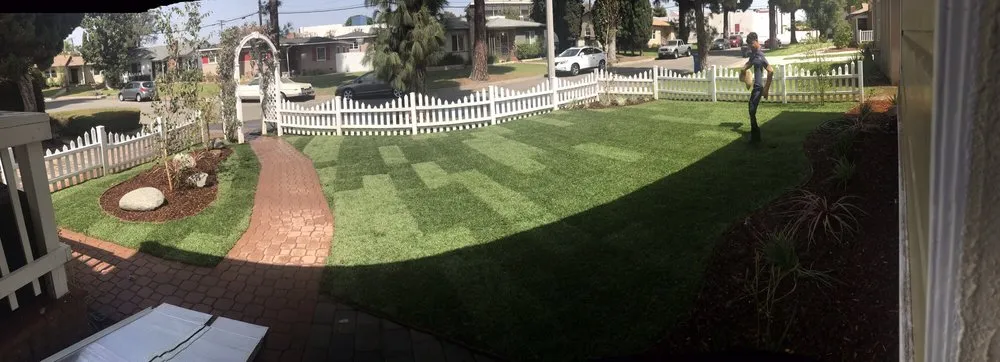 Reliable garden landscaping experts serving Pico Rivera, CA - Ernie M Ureno Tree Service