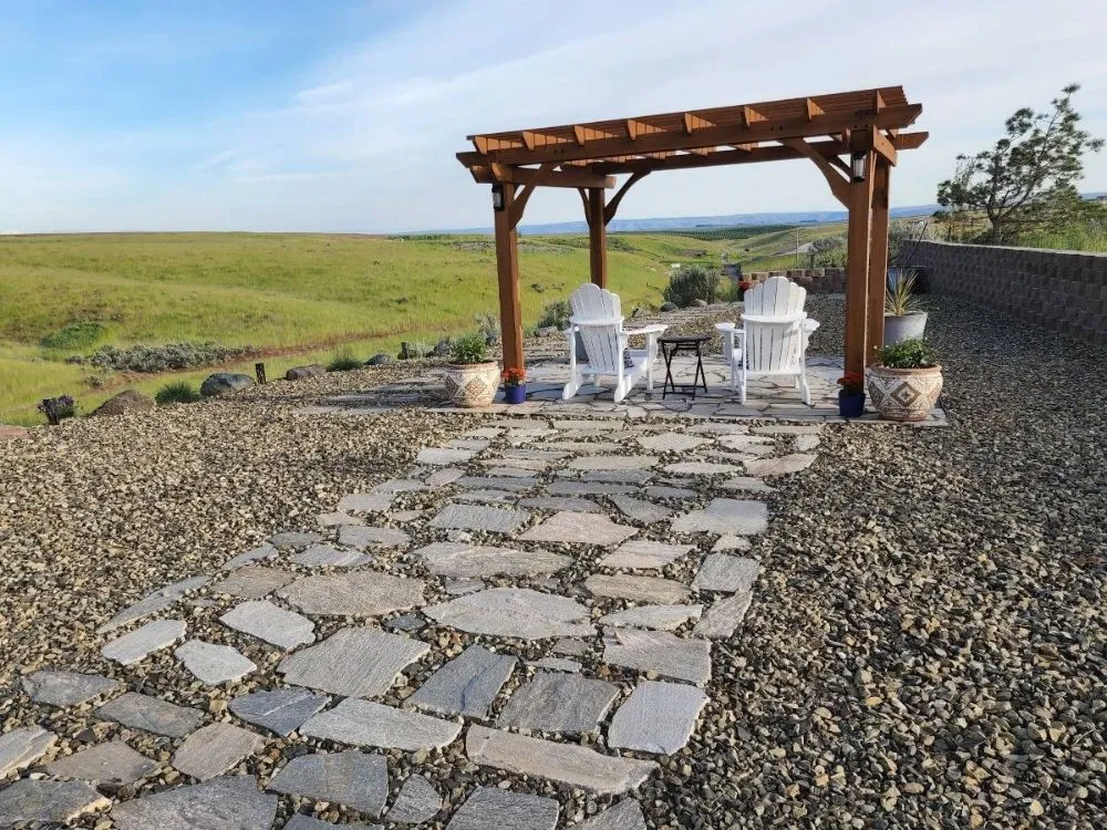 Top-rated yard maintenance in Kennewick, WA by Ernie's Landscaping