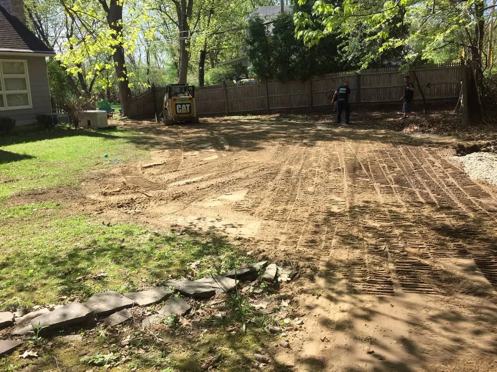 Professional lawn care service experts serving Albany, NY - Erno Enterprises