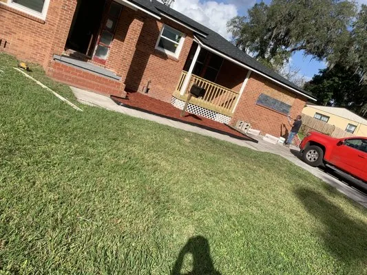 ERO landscaping Logo