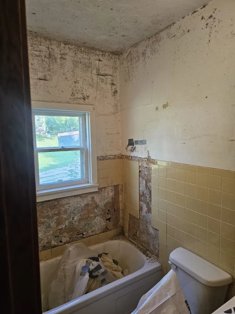 Trusted garden landscaping in Sioux City, IA by ES Contracting