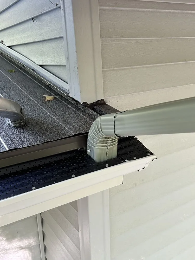 Trusted residential landscaping experts serving Lansing, MI - E’s Exterior Design And Shine