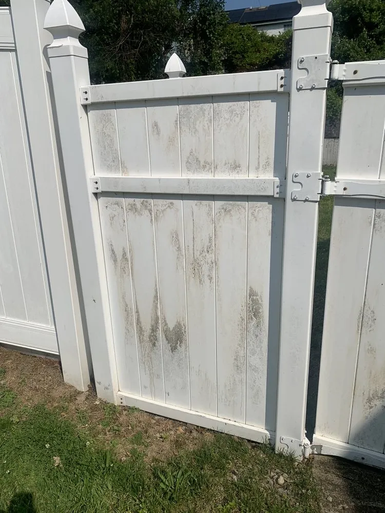 Local garden landscaping experts serving Forest Heights, MD - E’s Landscaping & Power Washing