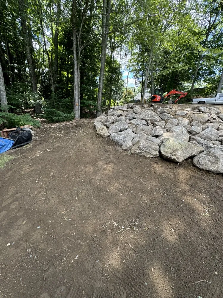 Local yard cleanup service experts serving New Ipswich, NH - ES Landscaping