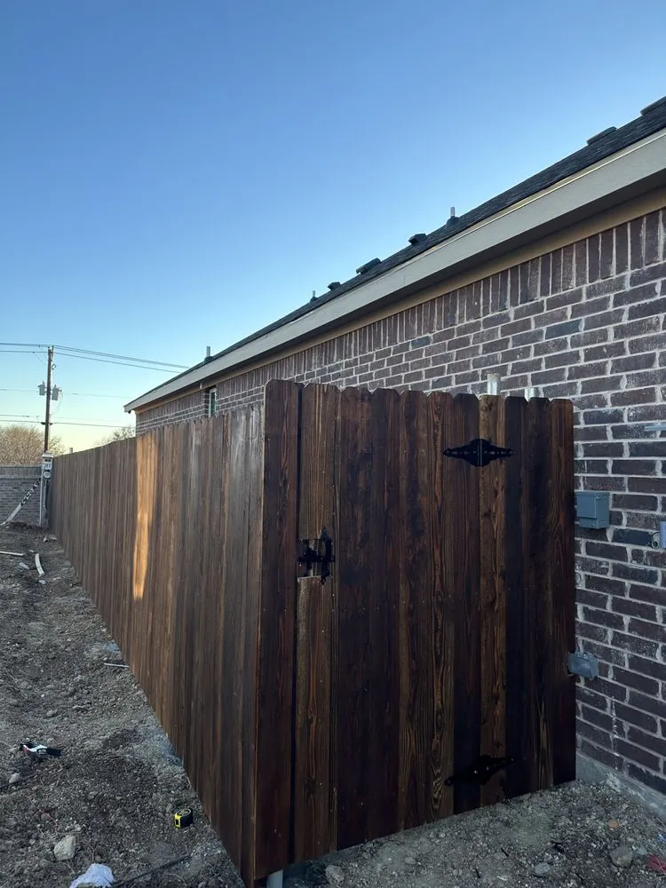 Custom yard cleanup service for residential properties across Dallas, TX - E’S Landscaping Remodeling