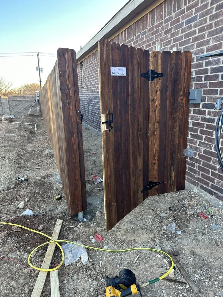 Professional lawn care service in Dallas, TX - E’S Landscaping Remodeling