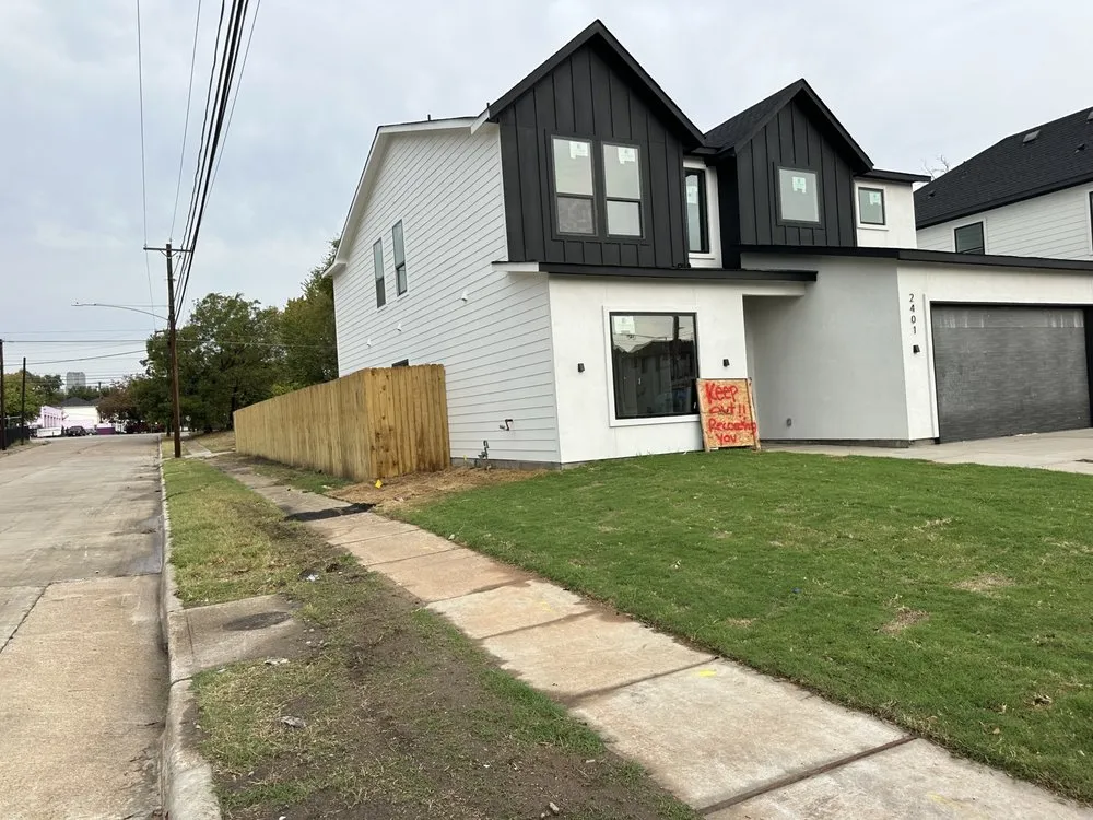 Affordable lawn care service for homes across Dallas, TX - E’S Landscaping Remodeling